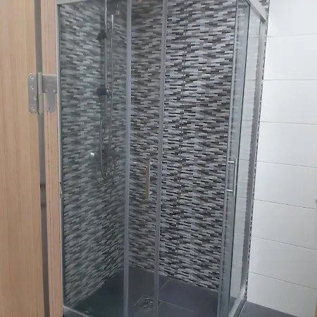 Апартаменты Small 1 Bedroom 1 Bathroom In The City Center