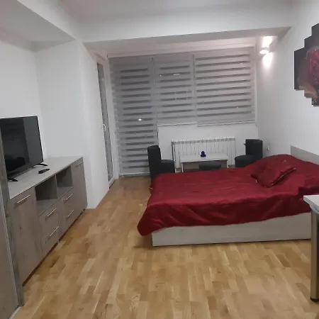 Small 1 Bedroom 1 Bathroom In The City Center Апартаменты