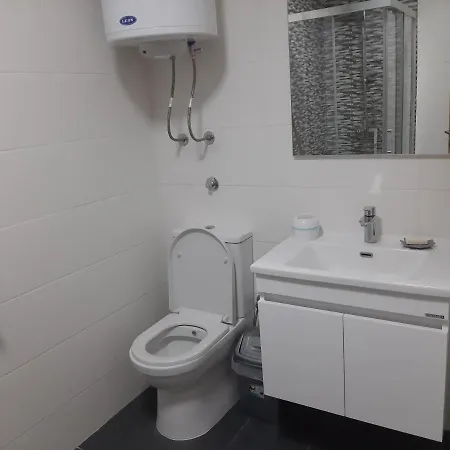 Апартаменты Small 1 Bedroom 1 Bathroom In The City Center